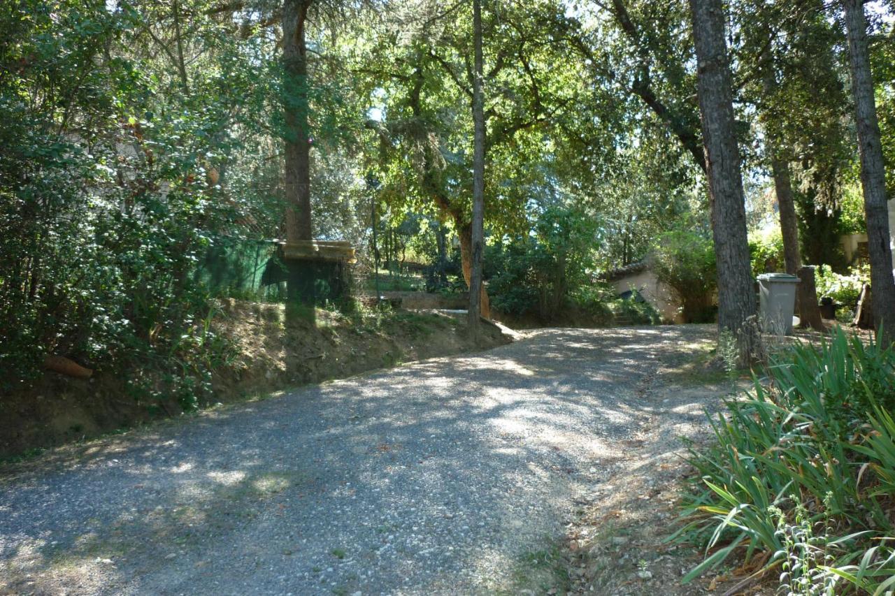 LES BRUYERES chambre d'hôte de charme Calme assuré Loupia Extérieur photo