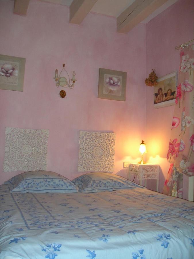 LES BRUYERES chambre d'hôte de charme Calme assuré Loupia Extérieur photo