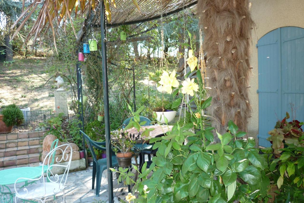 LES BRUYERES chambre d'hôte de charme Calme assuré Loupia Extérieur photo